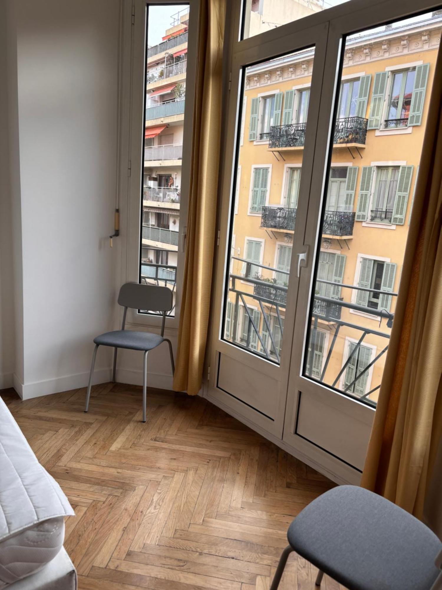 De Standing Au Port De Apartment *