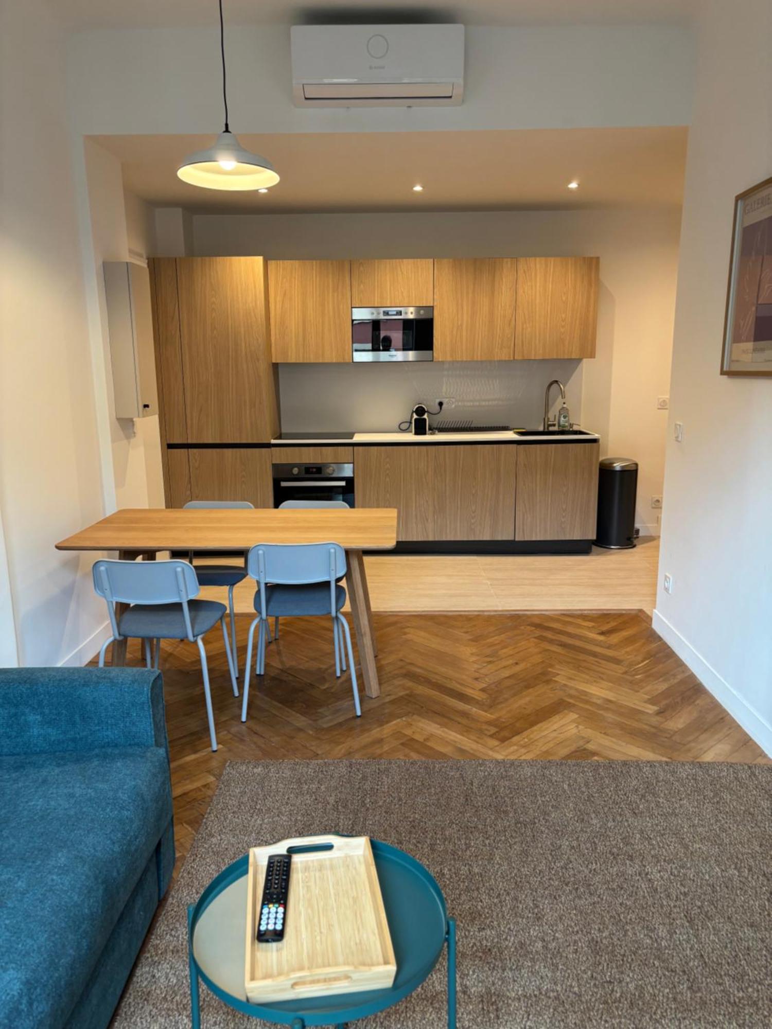 De Standing Au Port De Apartment Nizza